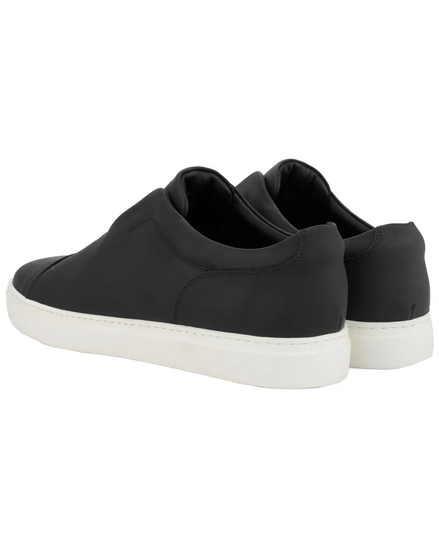 Aaron Tech Sneaker in Black