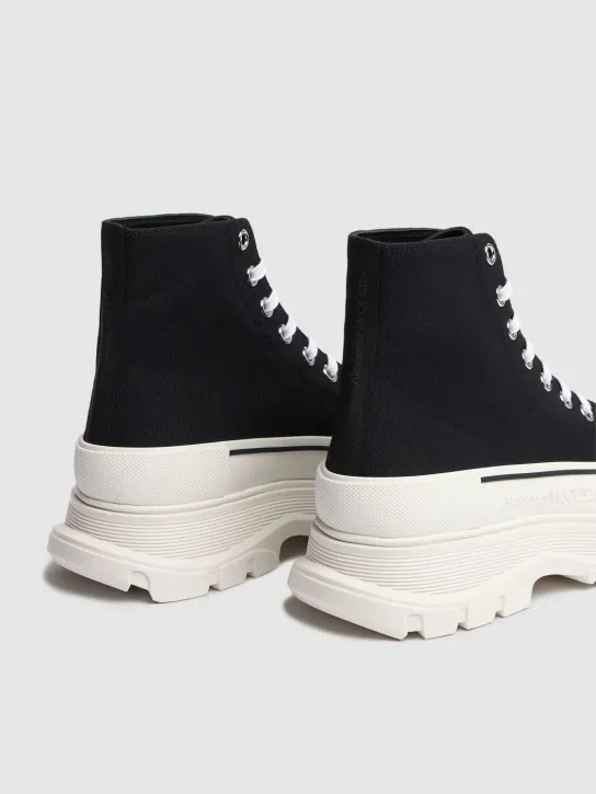 Alexander McQueen   Canvas boots 