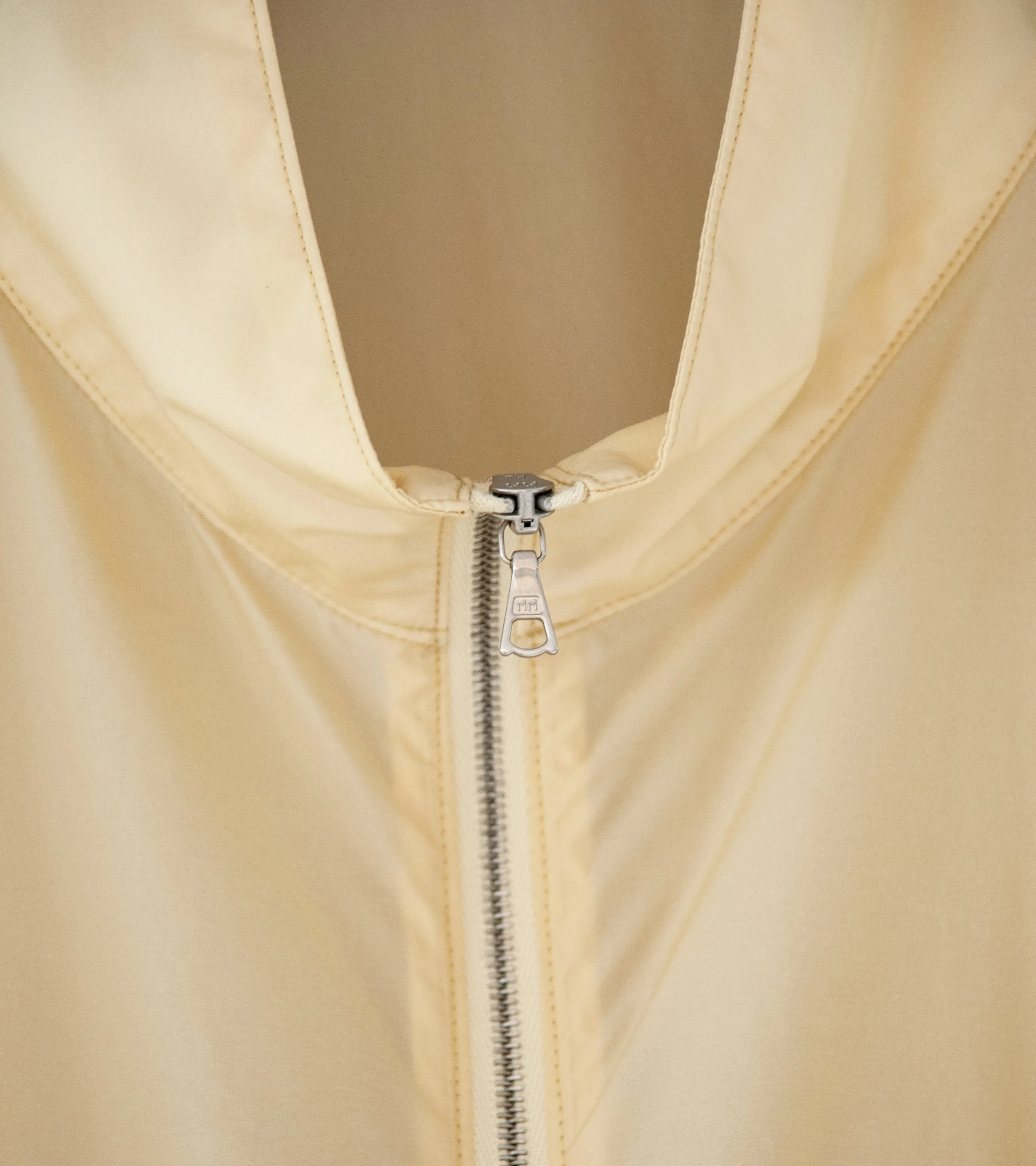 Auralee 'Light Nylon Half Zip P/O' (Light Yellow)