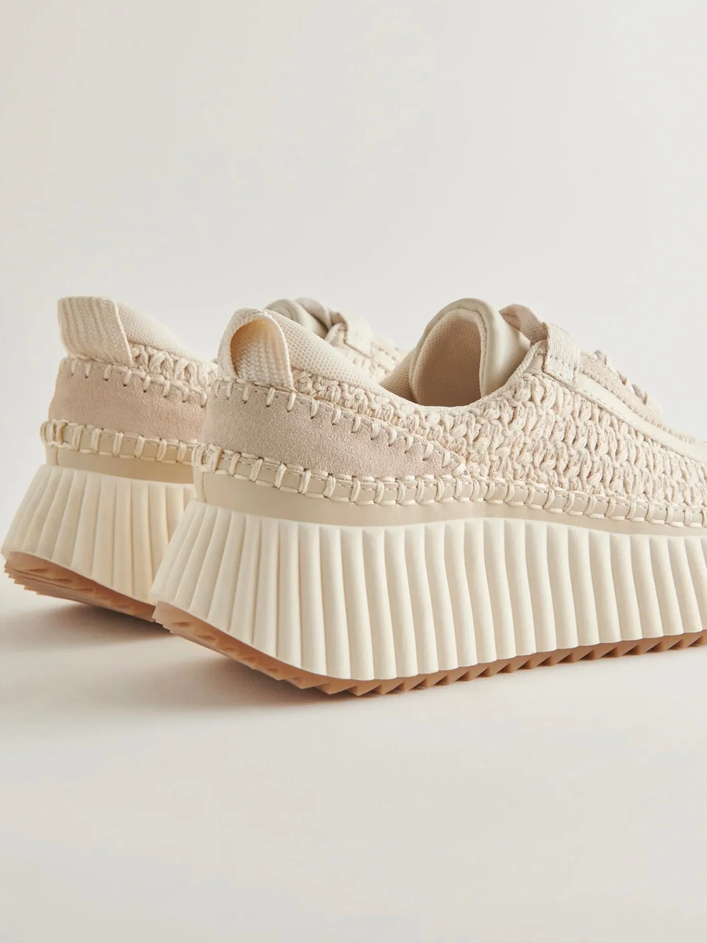 Dolce Vita : Dolen Woven Sneaker