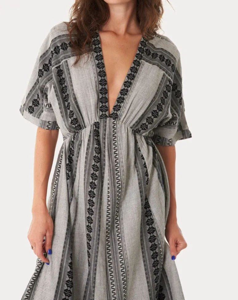 GEO STRIPE SHORT SLEEVE MAXI DRESS