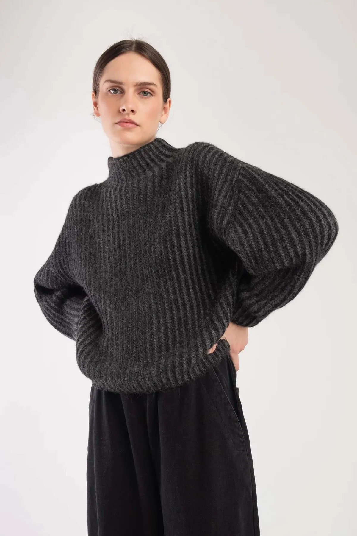 Ines Sweater - Charcoal