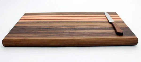 Large Cutting Board with Stripes in Walnut - Size 10x16