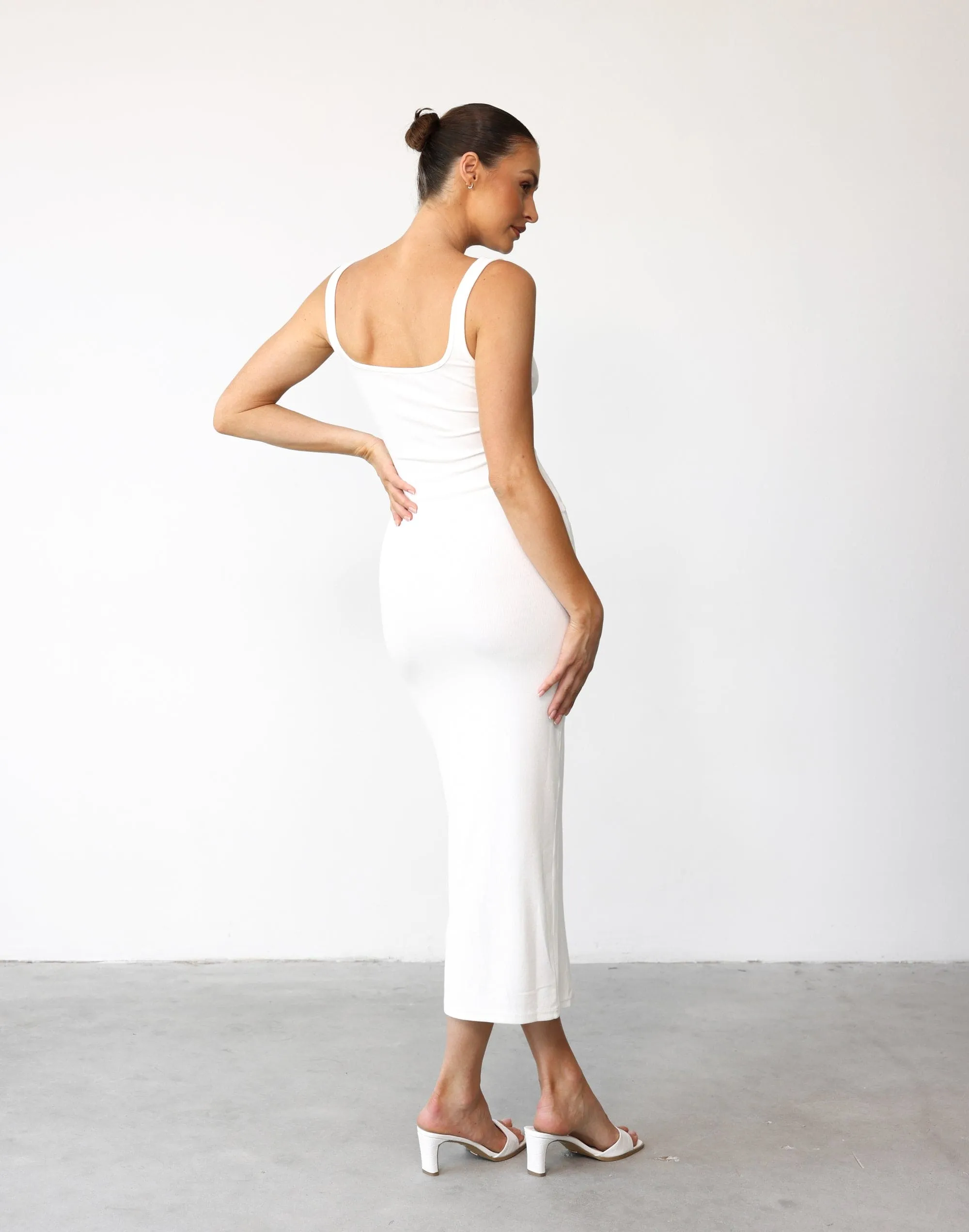 Lenika Maxi Dress (White)